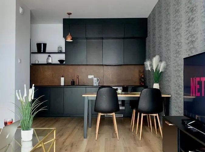 Lejlighed Drewnowska Przy Manufakturze *